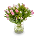 Kytice růžových tulipánů